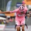 Beresterk: Isaac del Toro wint zware bergetappe en verstevigt roze trui