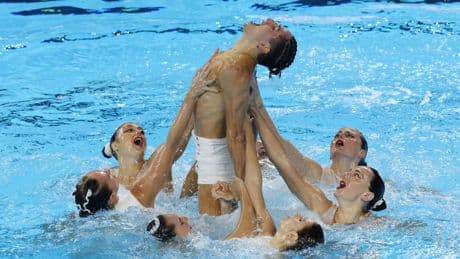 España pone la guinda en la natación artística: bronce en la final de rutina acrobática para cerrar el Mundial con 9 metales