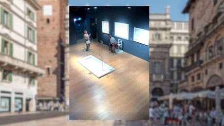 Dos turistas dañan la obra más frágil de un museo en Verona al subirse a ella para hacerse un selfie