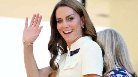 Princess of Wales delights Wimbledon fans with surprise appearance