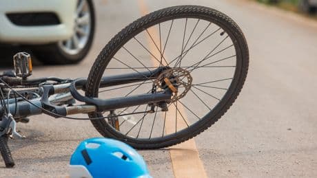 Tutti parlano dei femminicidi, nessuno dei morti in bici (in nome del Green Deal)