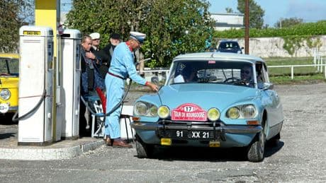 Station-service : rendez-nous les pompistes !