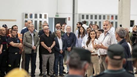Los Reyes visitan Ourense para conocer de primera mano la magnitud de los daños causados por los fuegos