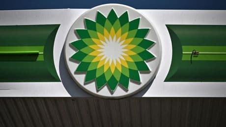 Would Shell and BP creating a £200bn oil behemoth actually be a good idea - for anyone?