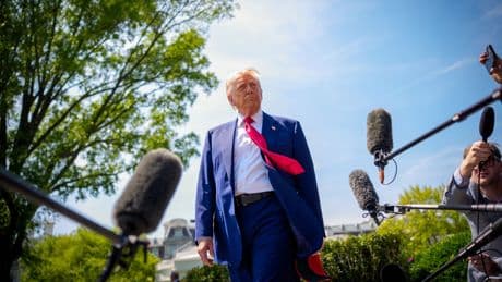 Trump says he isn't defying the Supreme Court over Ábrego García case