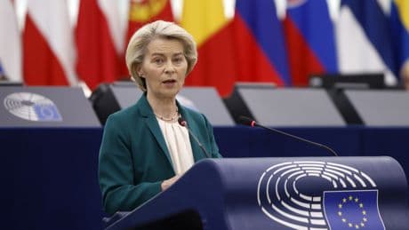 Bruselas alerta del "alto riesgo de corrupción" en los contratos públicos en España