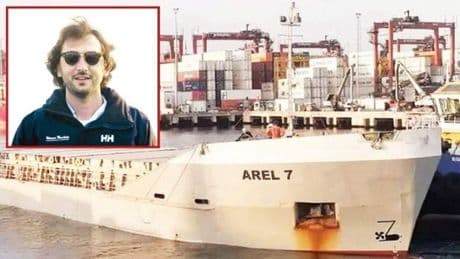 Yukay’ın teknesine çarpan gemide mangala dalıp dümeni boş bırakmışlar
