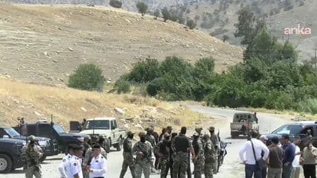 PKK Süleymaniye'de silah bıraktı