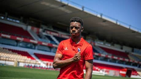 Leonardo Buta, muy cerca del Eibar