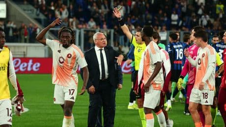 Atalanta-Roma, scontro Ranieri-Marelli. L'ex arbitro: «Giusto andare al Var». A novembre aveva dato un'altra versione dopo Inter-Napoli