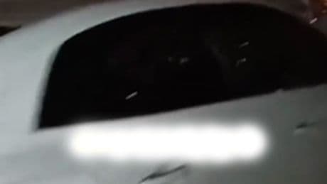 Otomobilde cinsel ilişkiye mahalleli baskını!