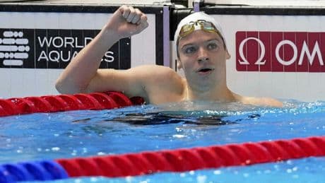 Le phénoménal Léon Marchand survole le 400 mètres 4 nages et s’offre un nouveau titre mondial