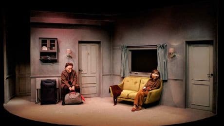 'Forever', el premiado espectáculo de Kulunka Teatro, bucea en el desgaste del amor en el Condal