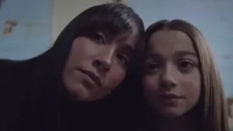 La vizcaína Sofía Otero protagoniza el último vídeoclip de Aitana