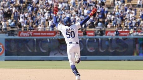 Mookie Betts' late home run lifts Dodgers to series sweep of the Padres