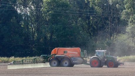 Agriculture : la loi Duplomb définitivement adoptée par le Parlement