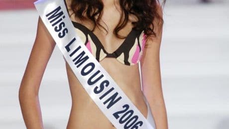Lovestruck man travels 500 miles to meet beauty queen ‘he believed was his ‘future wife’… to be greeted by her husband