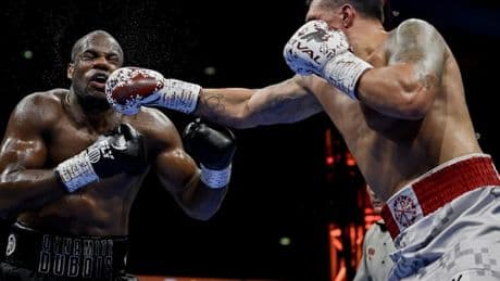 <p>Usyk leggenda: Dubois ko, l'ucraino riunifica le 4 cinture da campione del mondo dei pesi massimi</p>