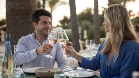 De repartir bebidas en 20 minutos a diseñar vacaciones de lujo para celebrities