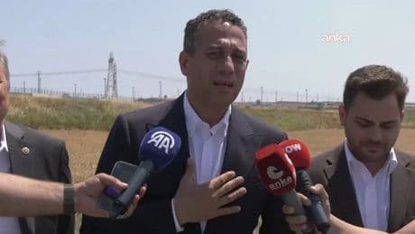 CHP heyeti İmamoğlu'nu ziyaret etti: 'Bir milim geri adım atmayacağız'