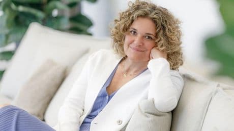 Carla Romagosa, nutricionista experta en menopausia: “Tenemos que comer más huevos, mejillones y pollo; las mujeres necesitamos mucha más proteína para sentirnos saciadas y crear músculo”