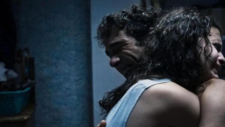 Julia Ducournau, Palma de Oro en el 2021 con 'Titane', se estrella con la incoherente 'Alpha'