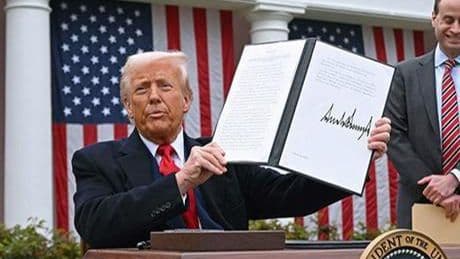 Trump açıkladı: ABD, Kanada mallarına yüzde 35 gümrük vergisi uygulayacak!