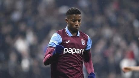 Ezeli rakipler Simon Banza yarışına girdi