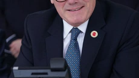 Donald Trump’s new UK-US trade deal hides countless hidden blows for Britain… it’s back to square 1 & we MUST keep fighting
