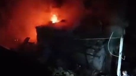 Bingöl'de ormanlık alanda çıkan yangın eve sıçradı