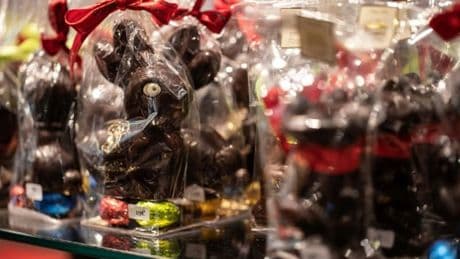 "On a l'habitude des crises": entre droits de douane et flambée des prix, la filière du chocolat reste optimiste