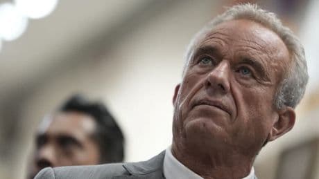 "Elles sont toutes corrompues": Robert Kennedy Jr s'attaque aux grandes revues scientifiques