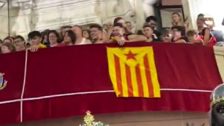 Gritan &quot;puta España&quot; y &quot;no vayas a la Selección&quot; a un jugador del Barcelona