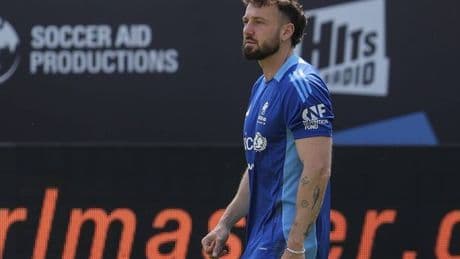Sam Thompson in baby revelation after admitting 'I really struggled' amid tough year