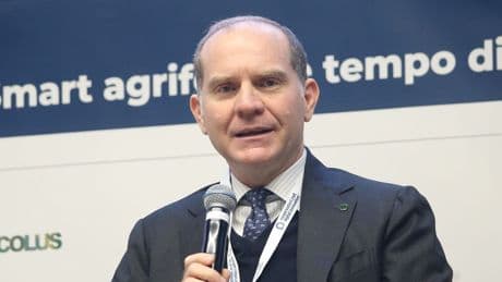 Gli agricoltori contestano i dazi Ue sui fertilizzanti russi