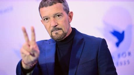 "Je fais partie de ces personnes qui meurent si elles s'arrêtent": à 65 ans, Antonio Banderas ne veut pas prendre sa retraite
