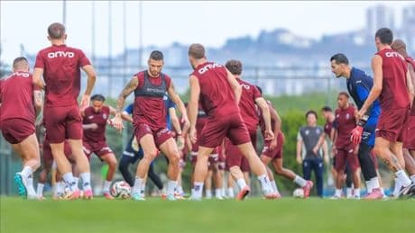 TRABZONSPOR KOCAELİSPOR CANLI | Fırtına, evinde Kocaelispor'u konuk ediyor! Fatih Tekke'nin 11'i belli oldu...