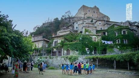 Castelvecchio vieta il calcio in piazza 

Ma l’ordinanza è della Basilicata