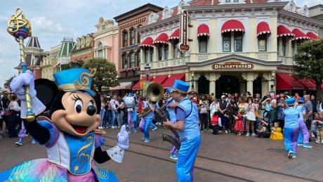 Disneyland Paris : que vaut le Disney Music Festival, cette nouvelle saison avec 20 heures de spectacles par jour ?