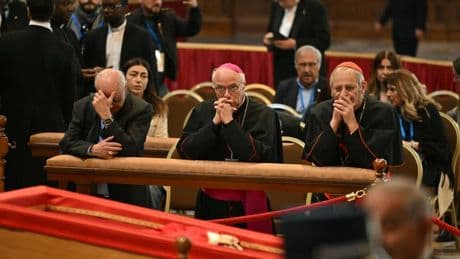 Mort du pape François: le Vatican annonce neuf jours de deuil à partir de samedi