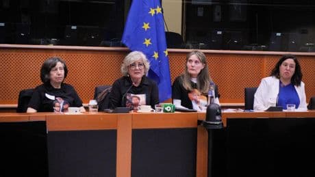 Las víctimas de la dana llegan a Bruselas y son recibidas por Von der Leyen: "Esta tragedia debe guiar los preparativos de futuro"