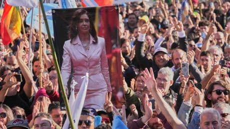 Argentine: mobilisation massive contre la condamnation de l'ex-présidente Cristina Kirchner