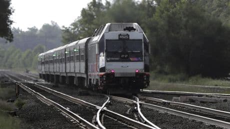 N.J. Transit engineers could walk off the job Friday, leaving some 350,000 commuters in the lurch