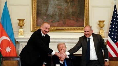 Sous l’égide de Donald Trump, l’Arménie et l’Azerbaïdjan signent une drôle de paix