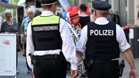 Abfrage in den Ländern: Fast 200 Polizisten unter Extremismusverdacht