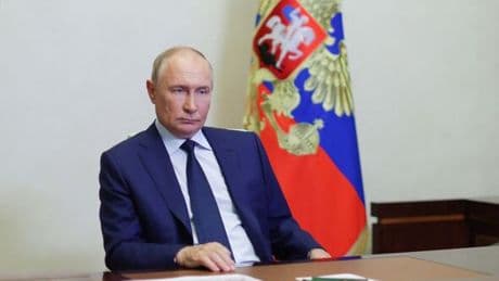 Russia economy meltdown as car loan volume drops by nearly 50% and recycling fees double