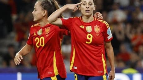 España entra en la fase decisiva ante Suiza