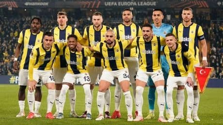 Fenerbahçeli isimden sosyal medyada flaş hamle! Formasını değiştirdi