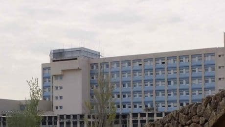 Cuatro fallecidos en el choque frontal de dos turismos en Plasencia