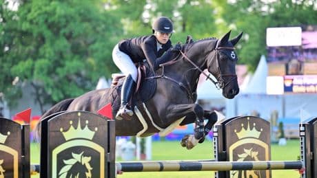 Tochter von Heino Ferch  - Ava Ferch siegt mit Turbo-Ritt im Springen